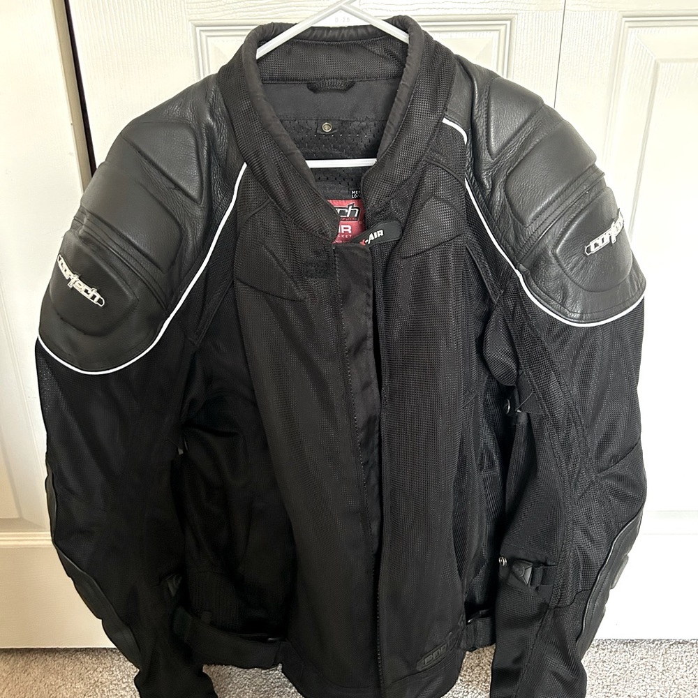 cortech series two motorcycle jacket in almost perfect condition usually $300